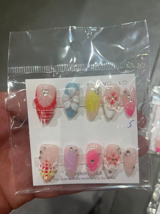 nails SHORT ALMOND